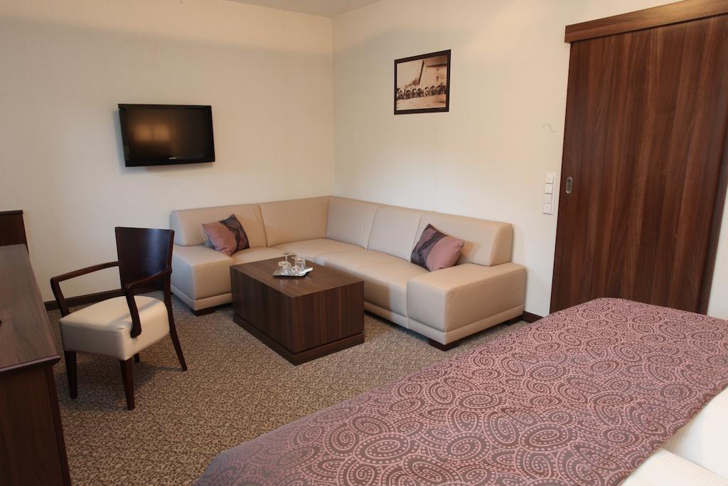 Hotel Sladovna แชร์นาโฮรา ห้อง รูปภาพ